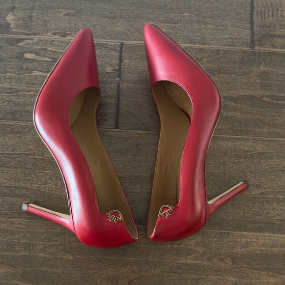 Tory Burch Elizabeth Leather Heels Redstone. Never Worn - Picture 4 of 7